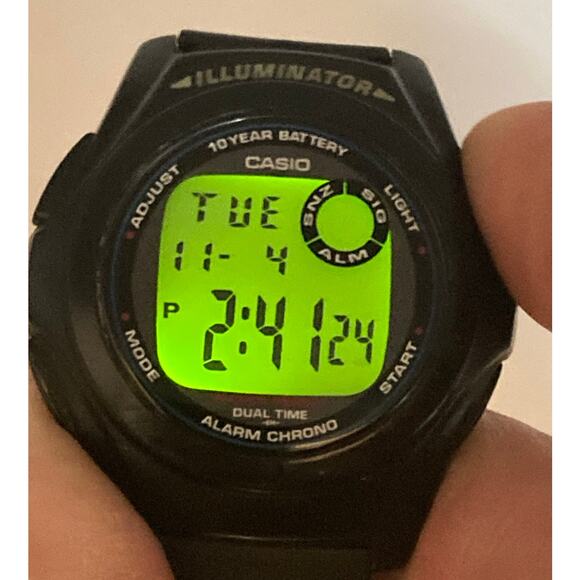 Casio Illuminator Mens Womens Alarm Chrono Multifunction Watch 40mm WR Dual Time - Picture 2 of 9